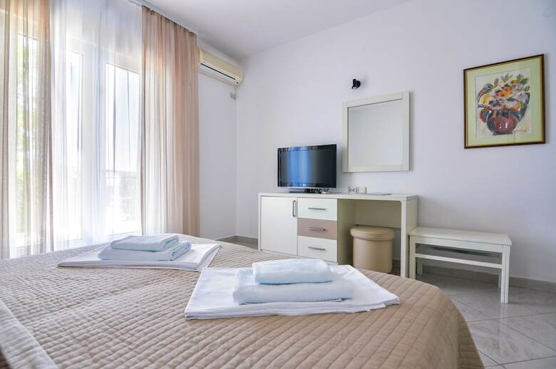 Hotel Perla - Annexes