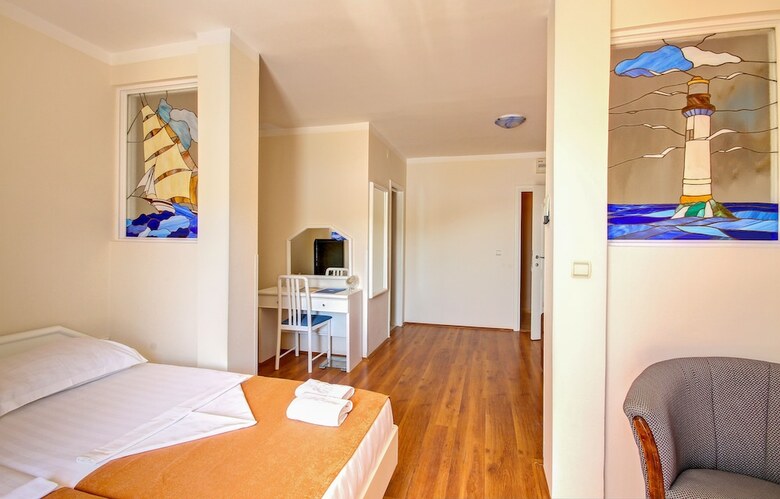 Hotel Xanadu
