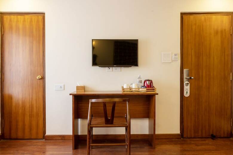Hotel Timber House