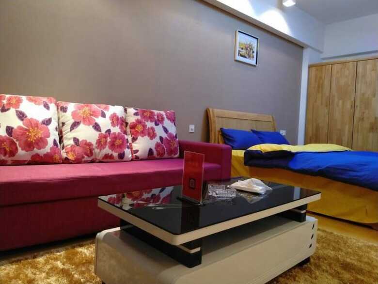 Nanjing Zeyi Projector Apartment