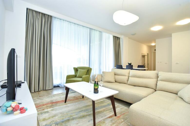 Aparthotel Royal Gardens Apartments