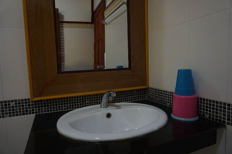 Hotel Ruean Mai Chaylay Songkhla