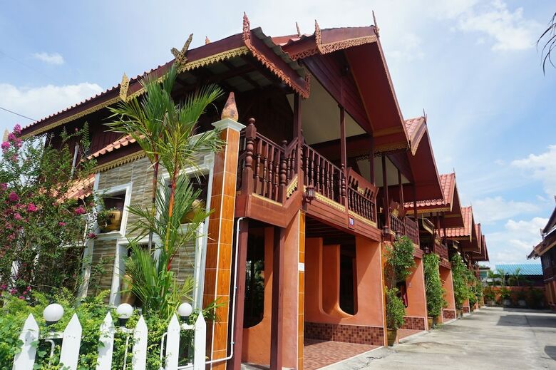 Hotel Ruean Mai Chaylay Songkhla