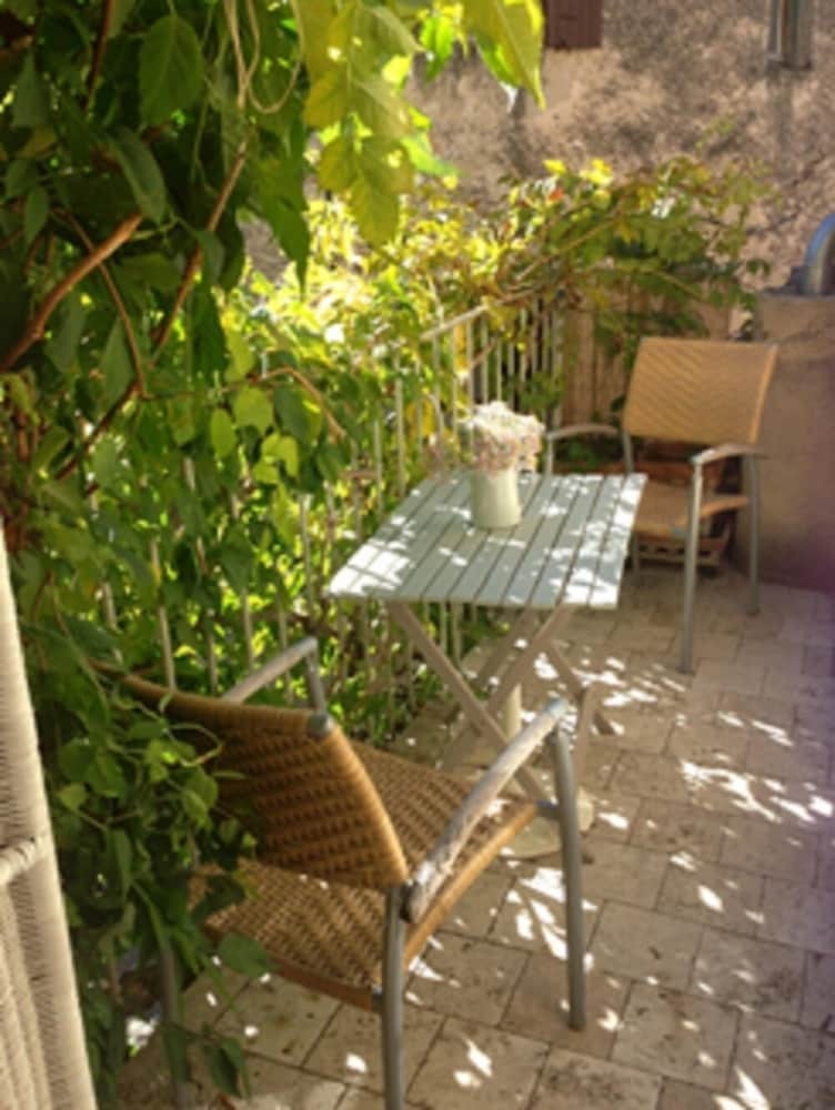 Hotel Ancienne Maison Des Gardes