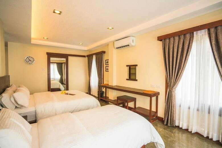 Hotel Retreat Siargao Resort