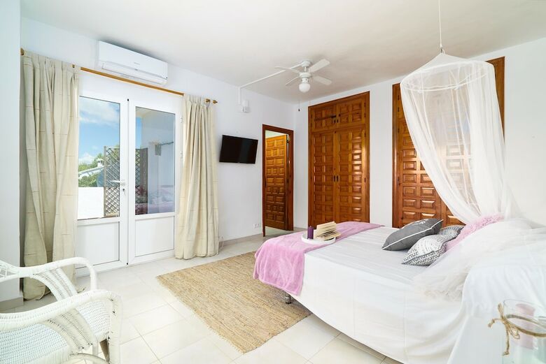 Book It Villa Moraira Villotel