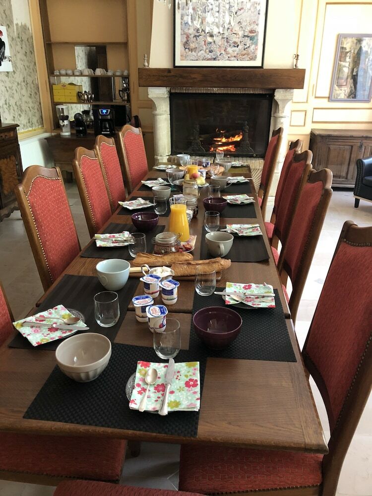 Hotel Chambre D'h�tes Auberge Des Capucins