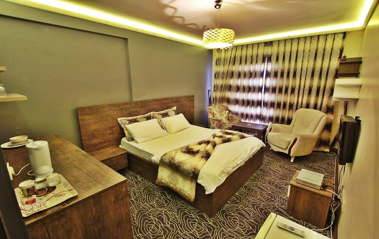 N Suites