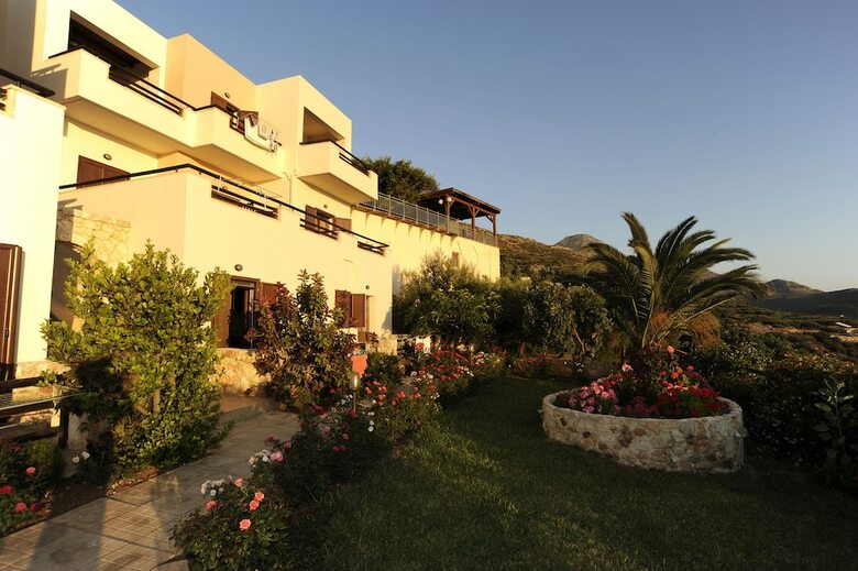 Aparthotel Kavousi Resort