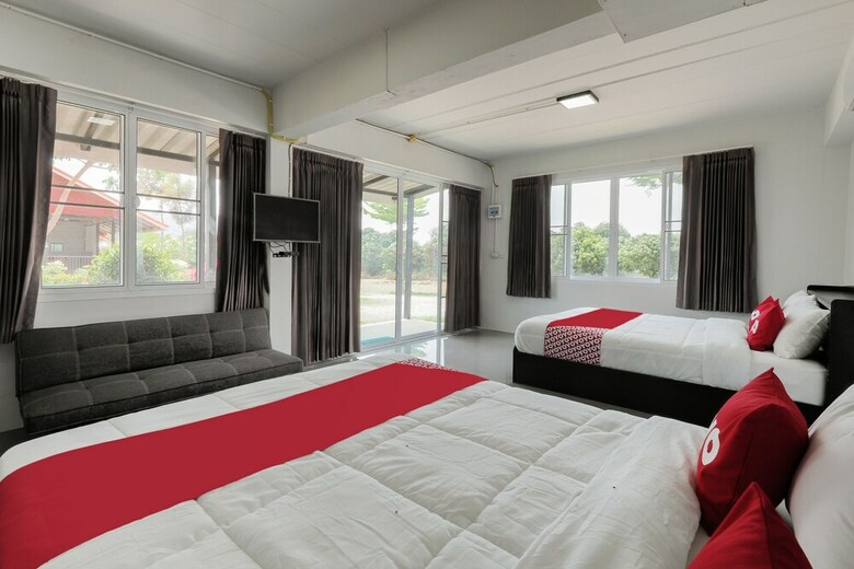 Hotel Oyo 748 Pada Homestay