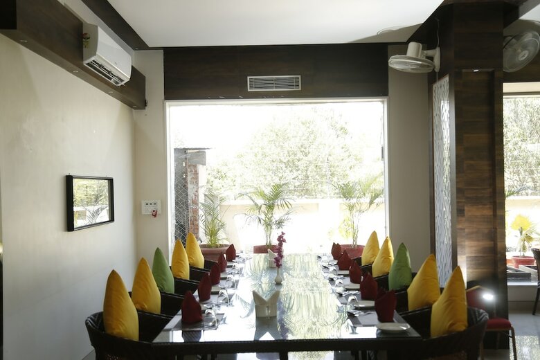 Hotel Silver Estate Resort