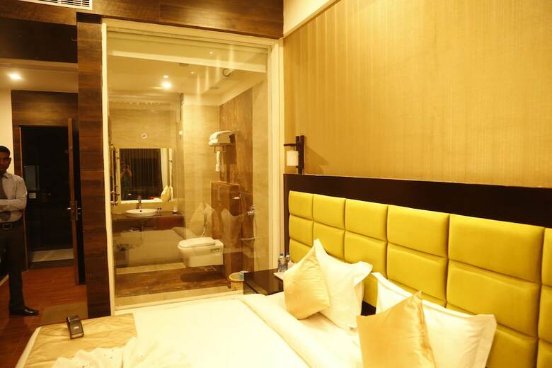 Hotel Silver Estate Resort