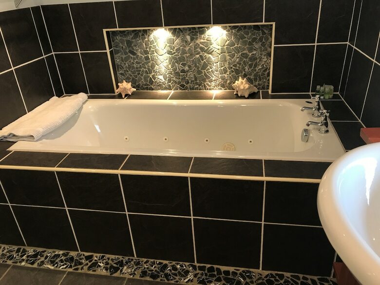 Hotel North Laurels Guesthouse