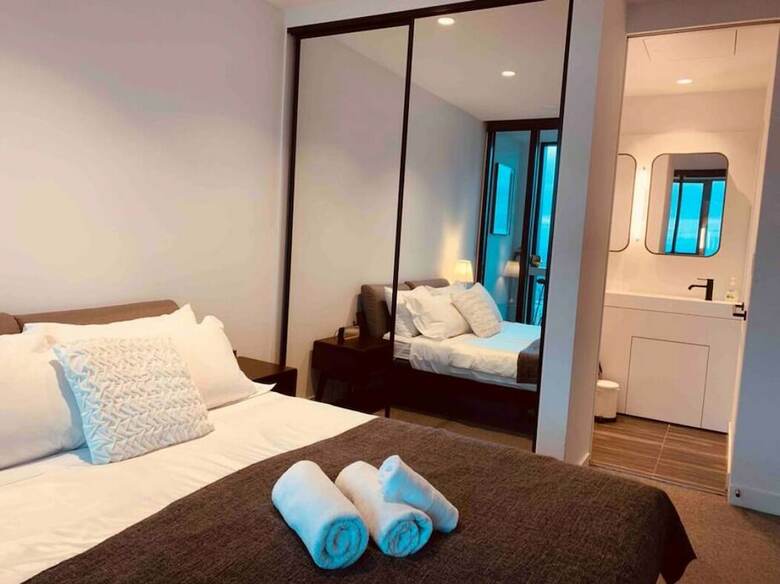 Melbourne Cbd Victoria One Apartment