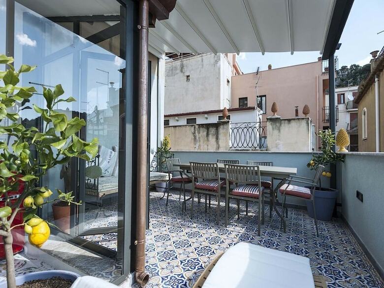 Apartamento Miseria E Nobilt�
