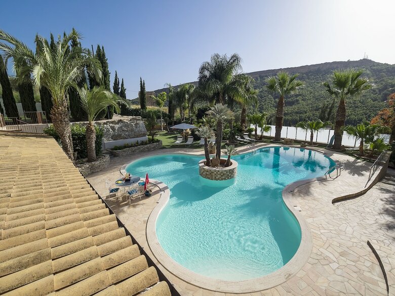 Villa Agor� - Near Agrigento Regional Archaeological Museum