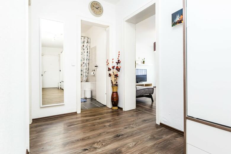 Apartment Humboldt-gremberg 4km Bis K�ln Messe