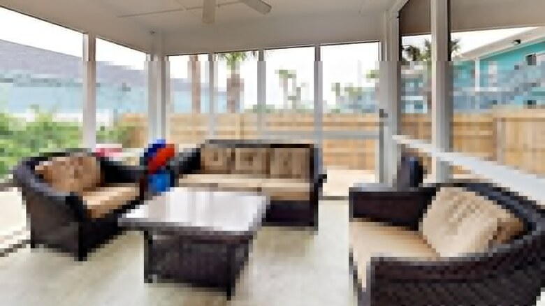17 Royal Palms - Three Bedroom Home