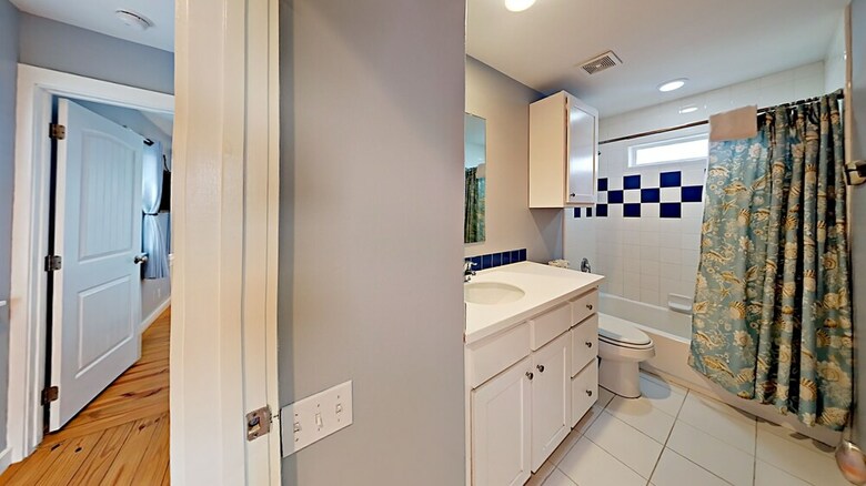 17 Royal Palms - Three Bedroom Home