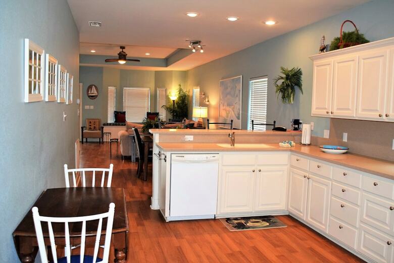 Spinnaker House - Four Bedroom Home