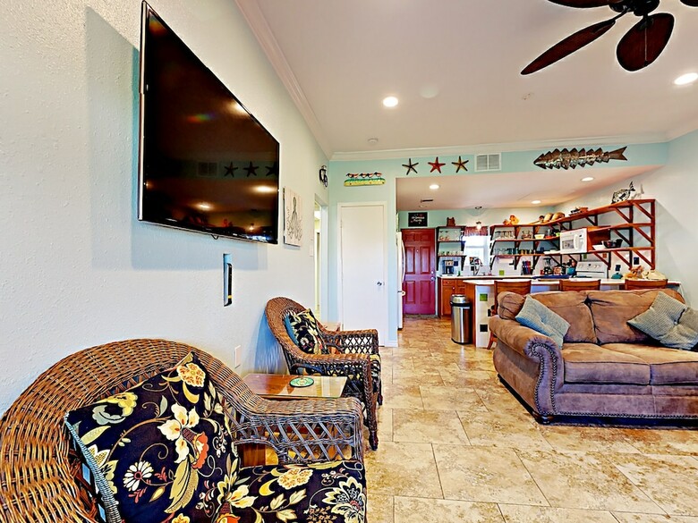 41ir: Beach Retreat - Three Bedroom Home