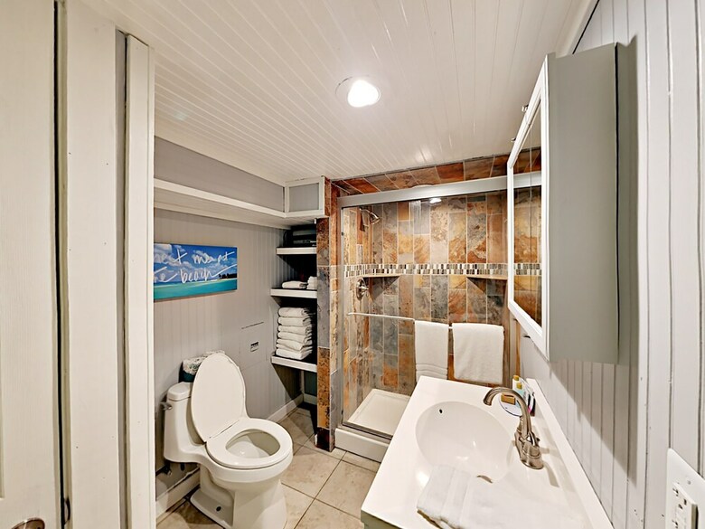 Paradise Hideout - One Bedroom Townhome