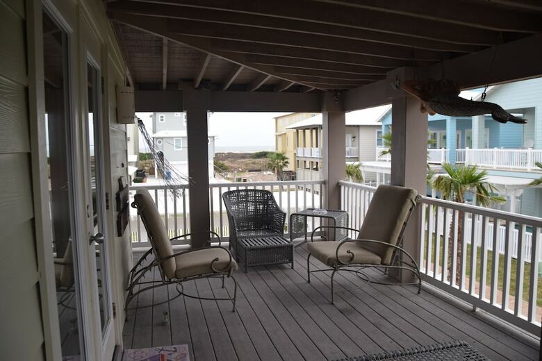 Banyan Beach House - Three Bedroom House