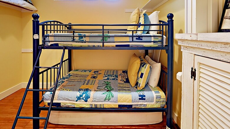 Banyan Beach House - Three Bedroom House
