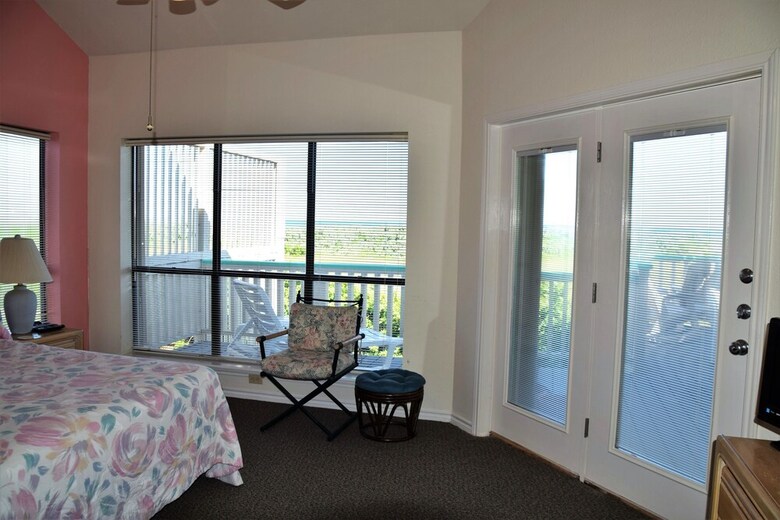 Dolphin House On The Beach - Four Bedroom Home