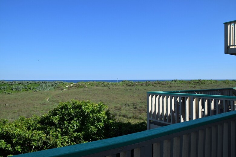 Dolphin House On The Beach - Four Bedroom Home