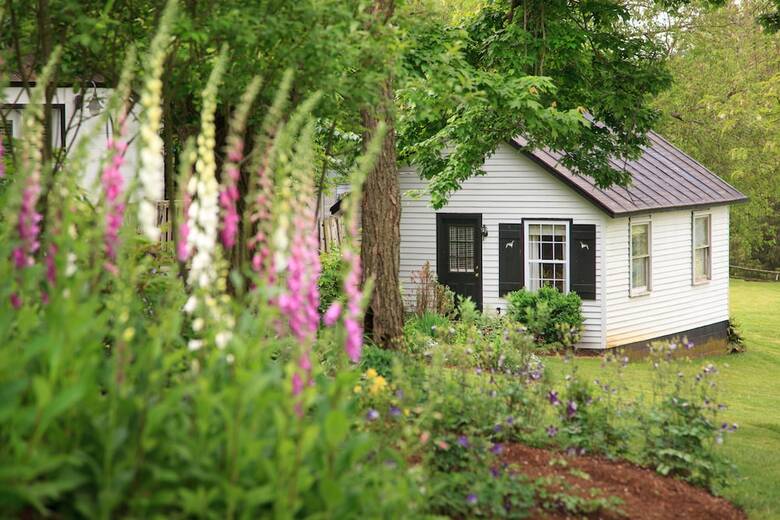 Bed & Breakfast Inn And Tavern At Meander