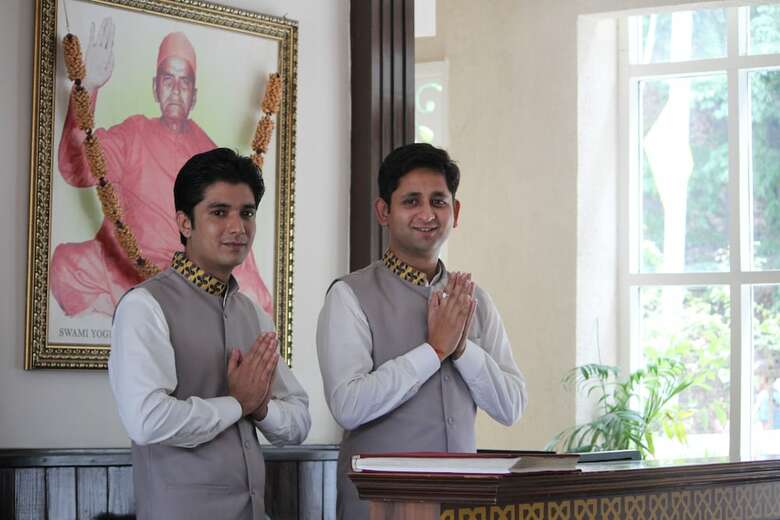 Hotel Yog Niketan By Sanskriti