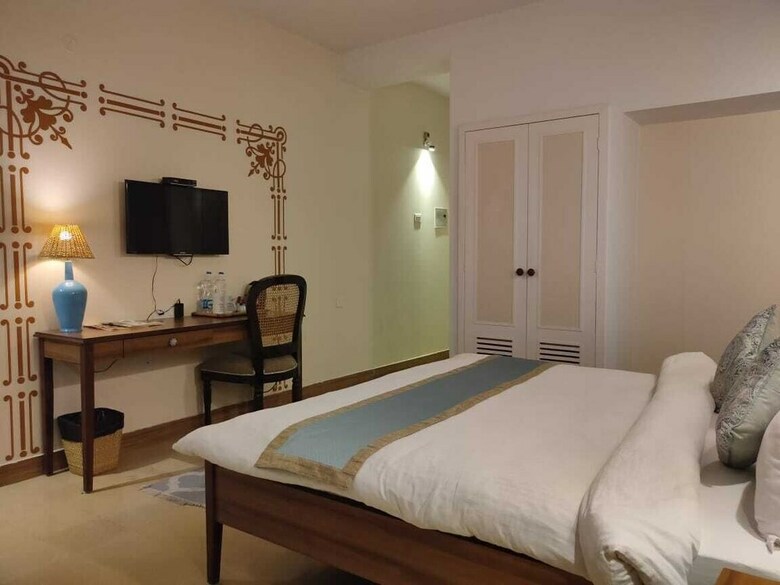 Hotel Yog Niketan By Sanskriti