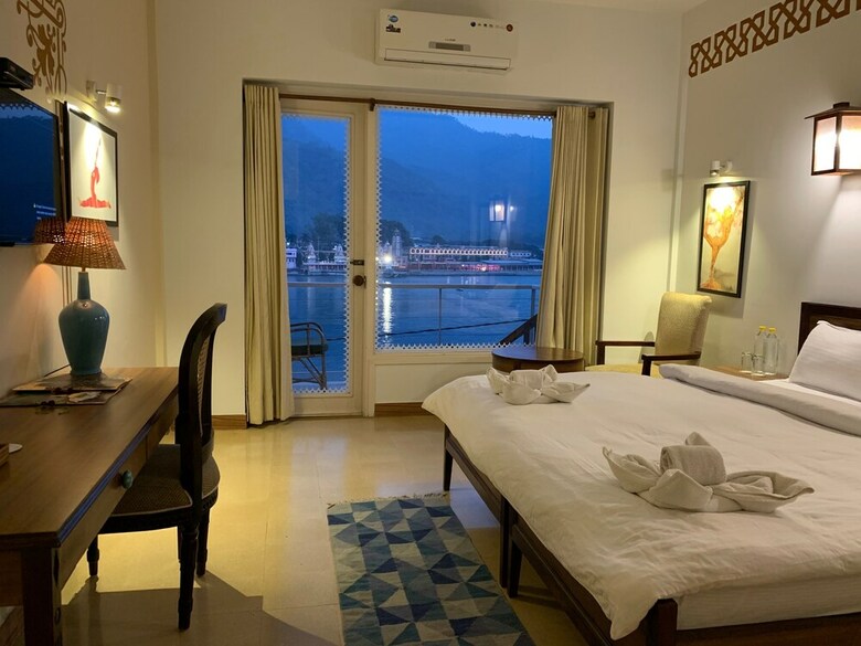 Hotel Yog Niketan By Sanskriti