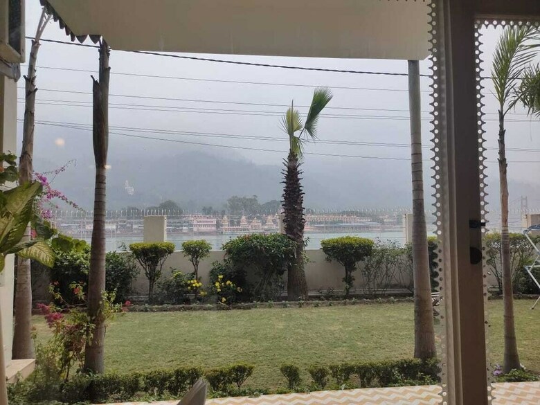 Hotel Yog Niketan By Sanskriti
