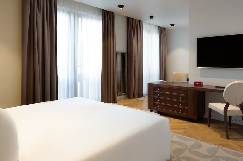 Residences Moscow ? Serviced Apartments