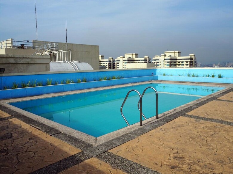 Amazing Marina Residential Suites