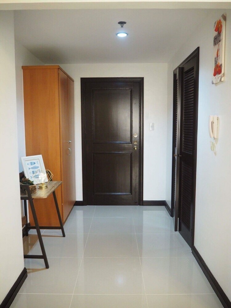 Amazing Marina Residential Suites