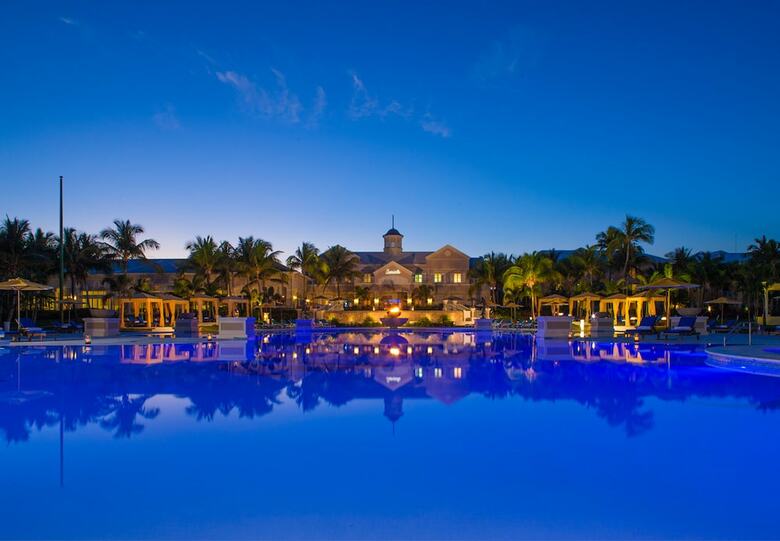 Hotel Sandals Emerald Bay - All Inclusive Couples Only