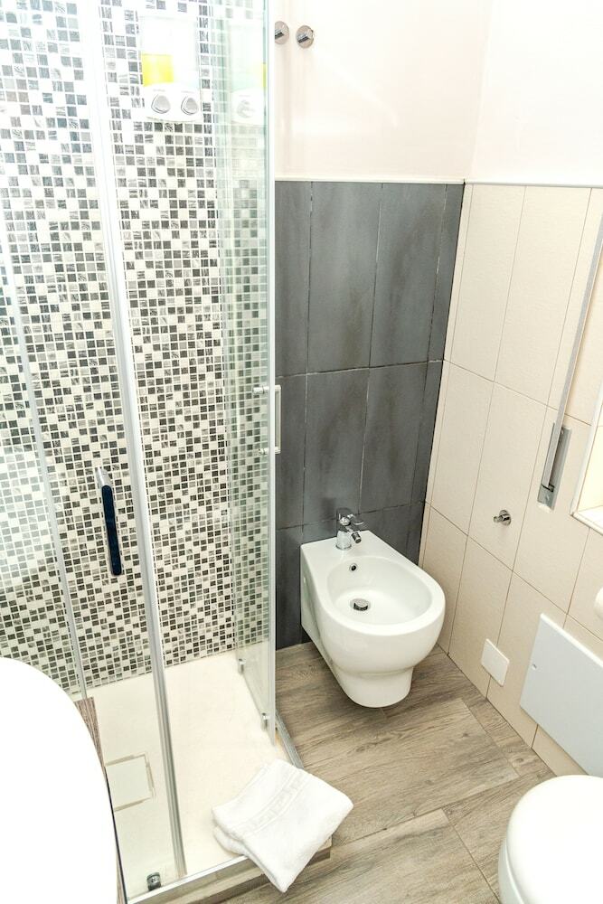Hotel Comfort Rooms