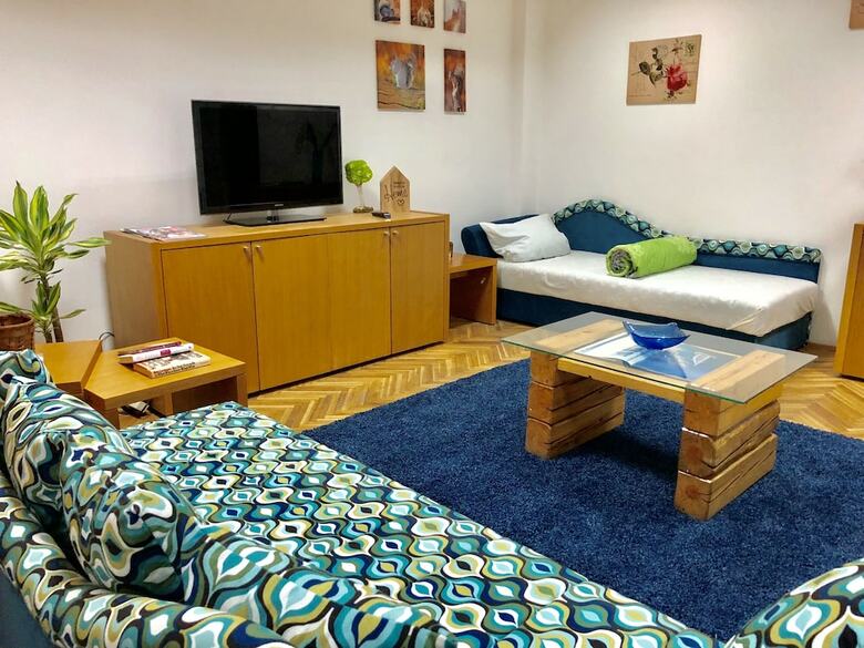 Hotel Wood Suites Belgrade