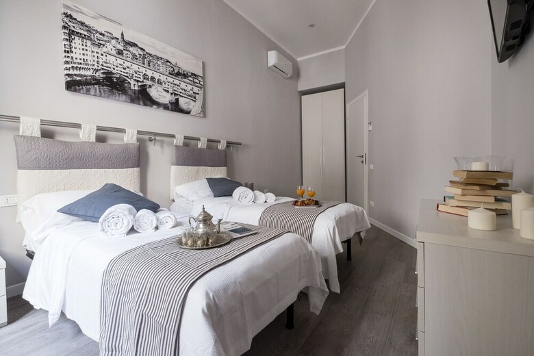 Silver Novella Luxury Apartment