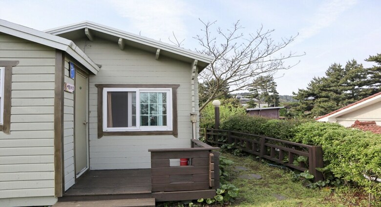 Pension Jeju Aewol Resort