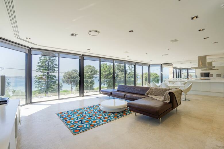 Luxurious Resort Living House