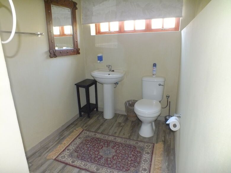 Bed & Breakfast Uzuri Guesthouse