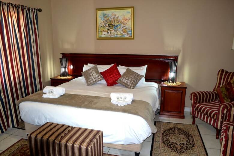 Bed & Breakfast The Oval Guesthouse