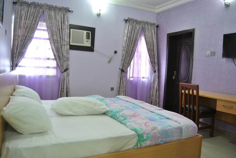 de Royal Legacy Hotel And Suites