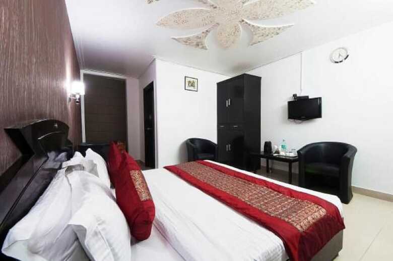Airport Hotel Green Heights