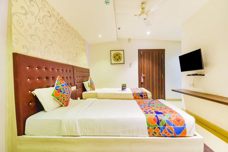 Fabhotel Pentagon Airport