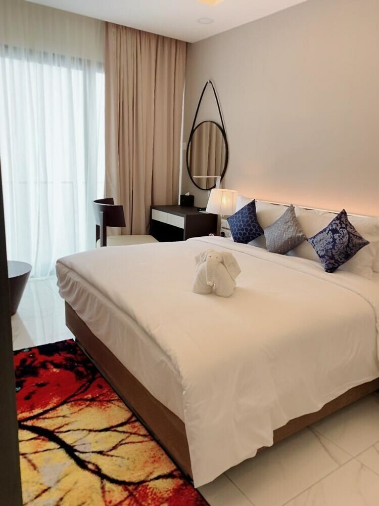 Hotel Gloria Residences Ion Delemen